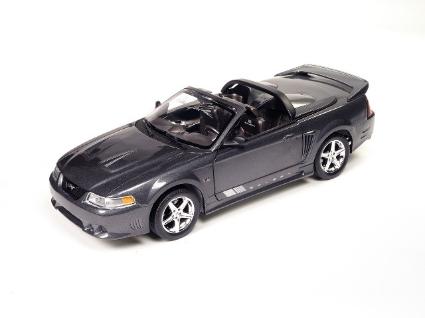 AMM1326 American Muscle 1/18 2003 マスタング サリーン S281 SC スピードスター ダークシャドーグレー スティーブ・サリーンサイン付