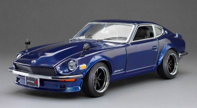 3515R SunStar 1/18 ニッサン フェアレディ Z (S30) ミッドナイトブルー RHD