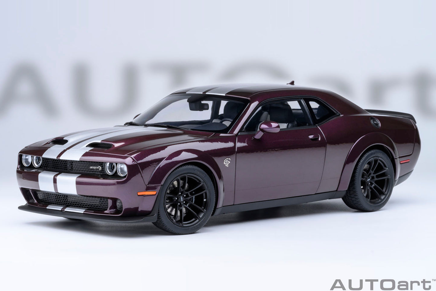 71762 1/18 ダッジ チャレンジャー SRT ジェイルブレイク 2022 (メタリック・パープル/シルバー・ストライプ <HELLRAISIN>)