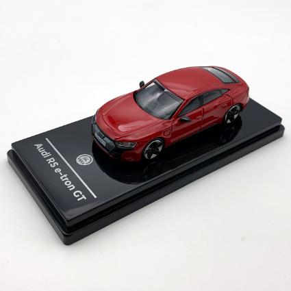 PA-55332 パラゴン 1/64 アウディ e-tron GT タンゴレッド LHD