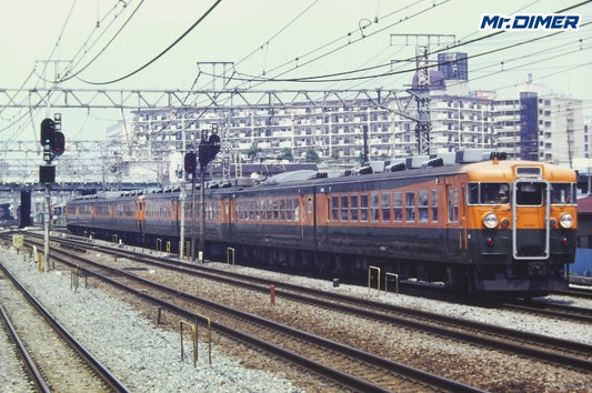 【特集、去り行く東海顔 vol.14】東海顔の"ザ・スター"。165系直流急行型電車。