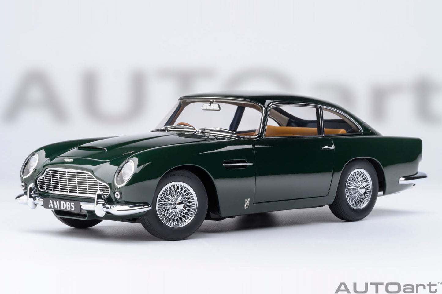 70286 1/18 アストンマーチン DB5 (ダークグリーン)