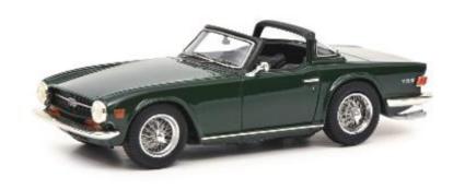 450913000 1/43 Triumph TR6 with opened surrey top