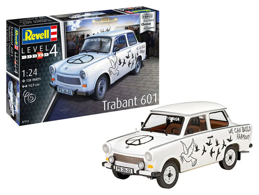 07713 1/24 ドイツレベル トラバント601S ビルダーズチョイス