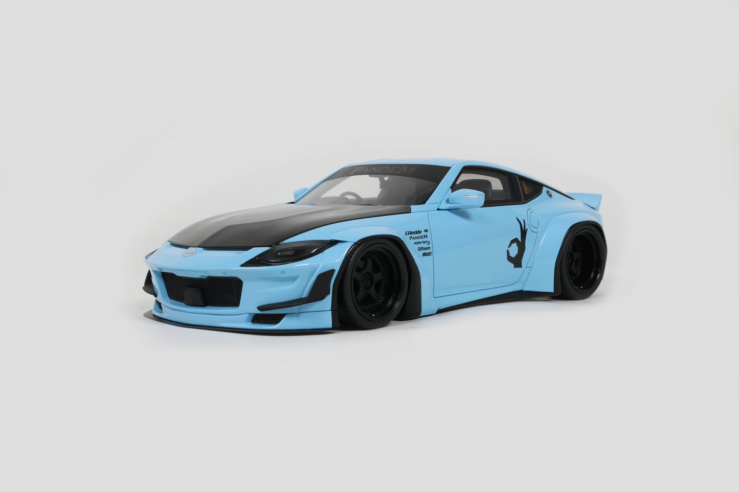 GTS943 GT SPIRIT 1/18 パンデム 日産 フェアレディ Z 2025 (チャイナブルー)
