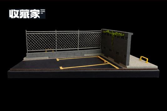 SCJ82004 収蔵家 1/64 都市情景 フェンス脇の駐車場 クリアケース付